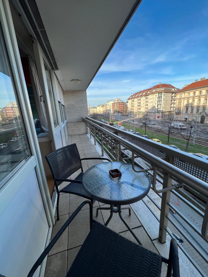 Luxury Apartment Dunapest With Spa And Pool Budapest Exterior photo
